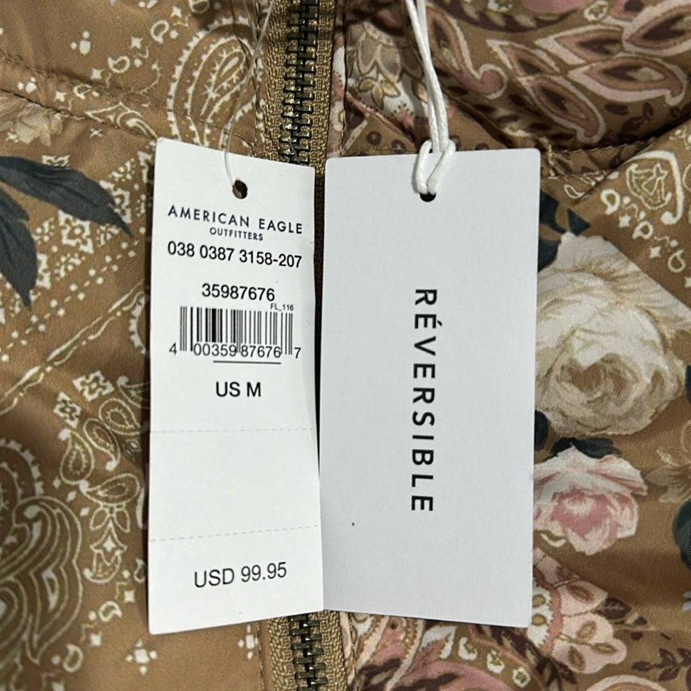 NEW w/ tags American Eagle Reversible Puffer Jacket Floral Sherpa Fleece